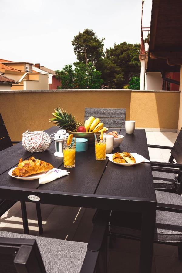 Apartmani Vuckovic Vodice Ngoại thất bức ảnh