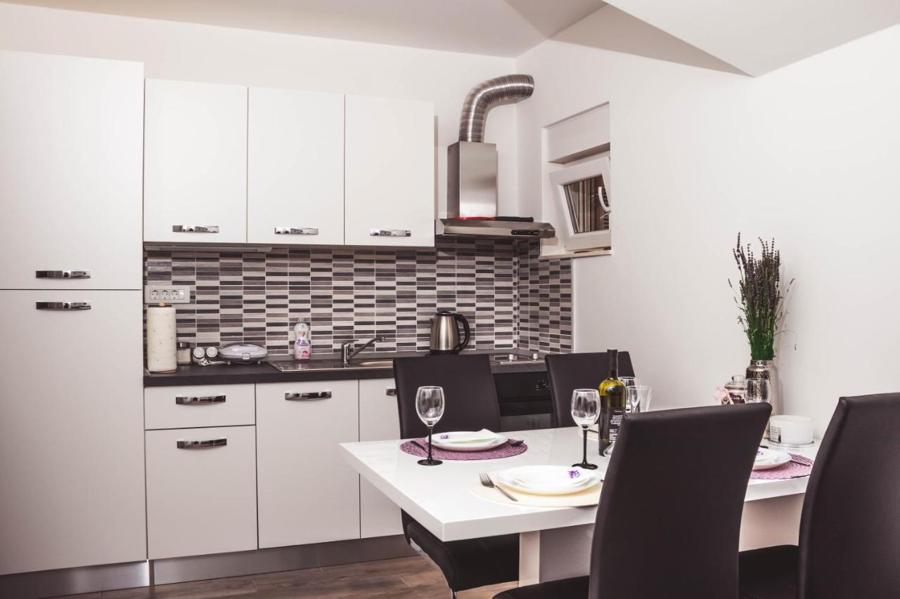 Apartmani Vuckovic Vodice Ngoại thất bức ảnh